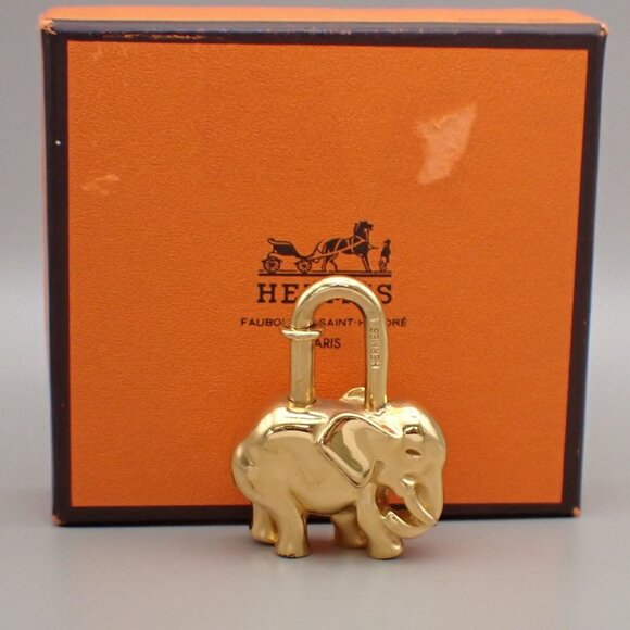 HERMES Logo Elephant Motif Cadena Bag Charm Gold-Plated - Picture 1 of 13